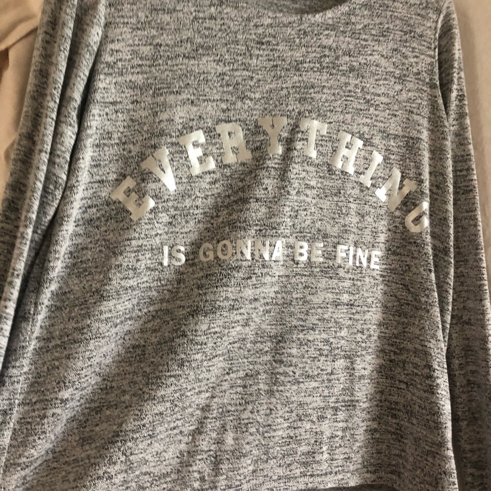 “Everything Is gonna be fine” sweater from H&M